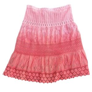 Ultra Pink Women's Crochet Lace Skirt Size Med Coral‎ Ombre Lined Knee Length
